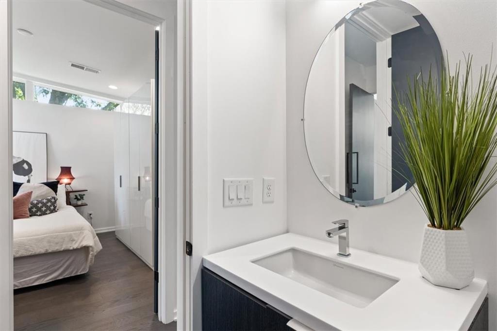 829 North Ave NE Unit 1