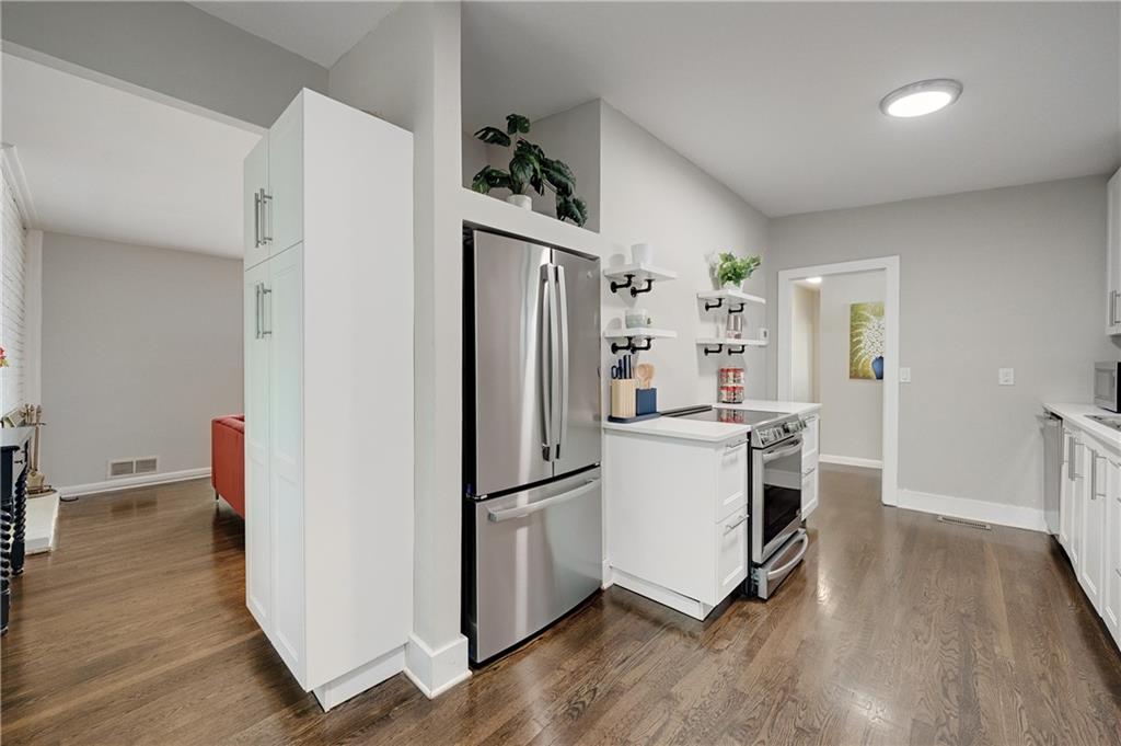 2431 Battle Drive NE