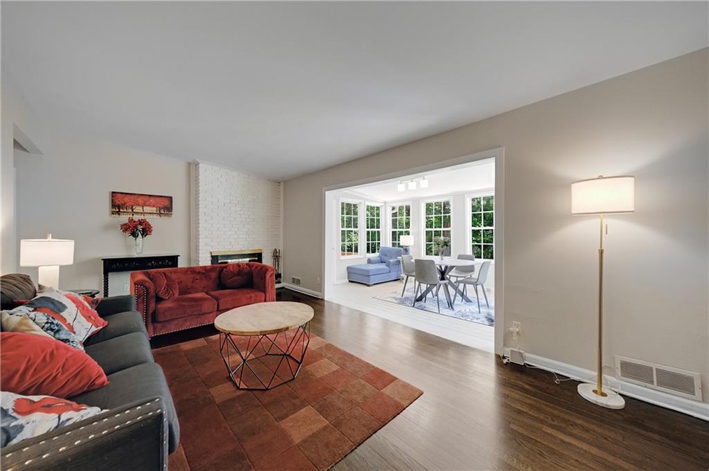 2431 Battle Drive NE