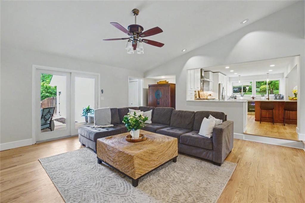 945 Hidden Hollow Drive