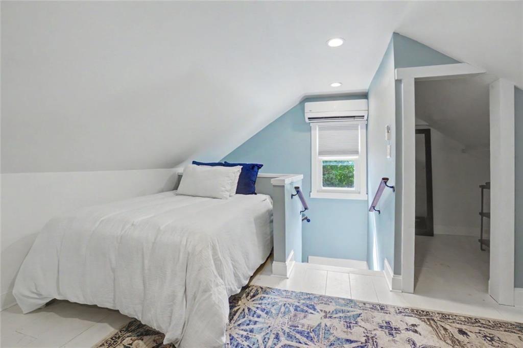 945 Hidden Hollow Drive