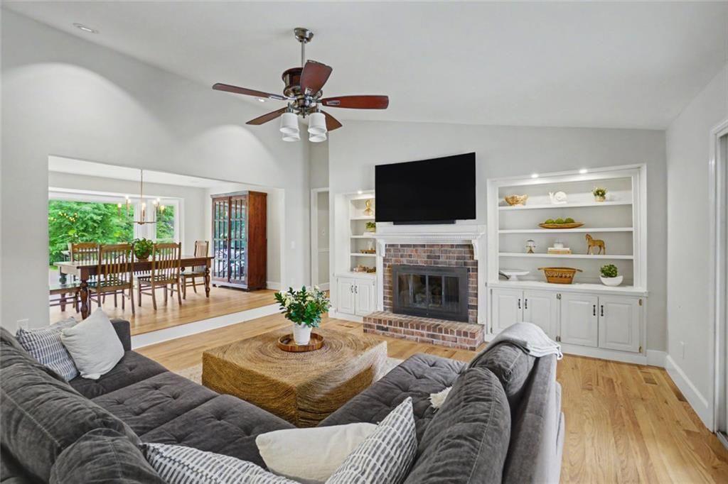 945 Hidden Hollow Drive