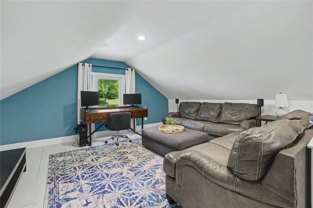 945 Hidden Hollow Drive