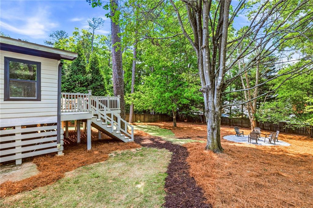 2312 Briarwood Hills Drive NE