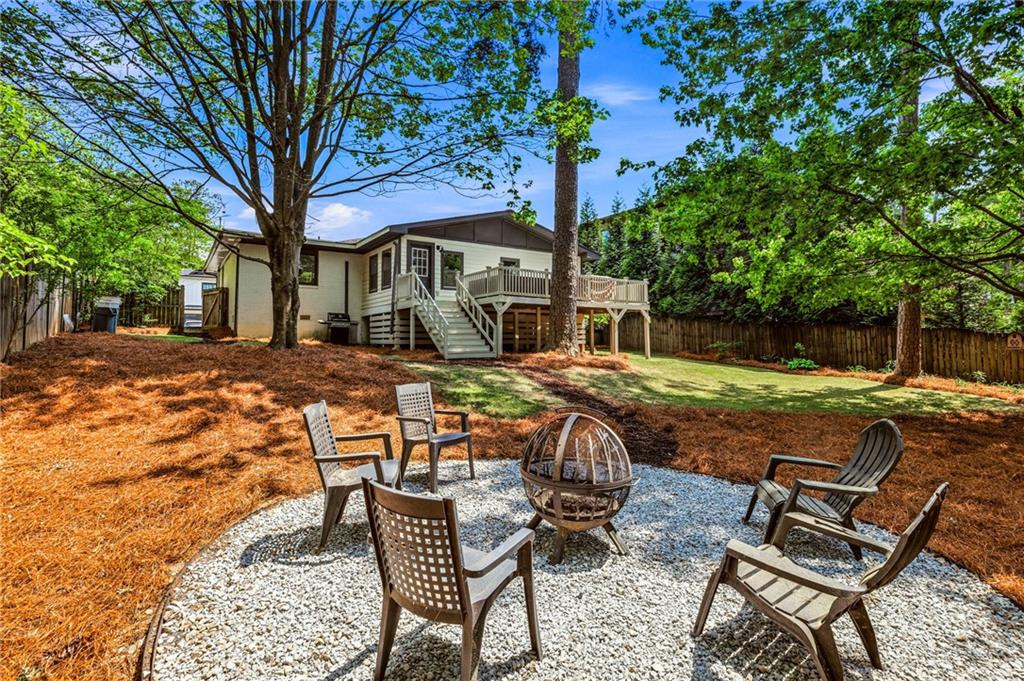 2312 Briarwood Hills Drive NE