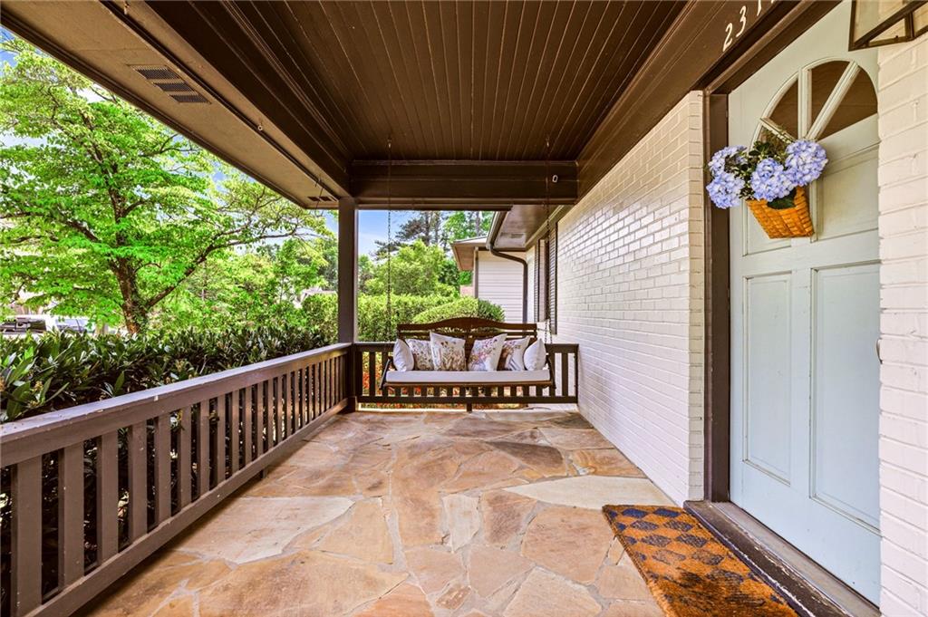 2312 Briarwood Hills Drive NE