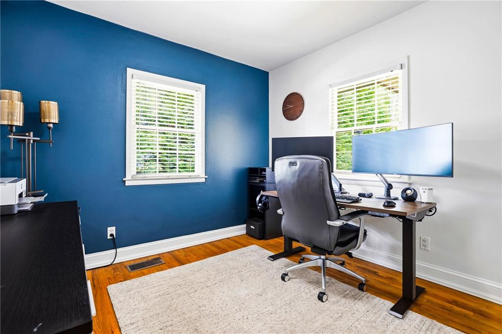 2312 Briarwood Hills Drive NE