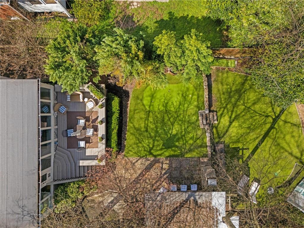 40 Peachtree Hills Avenue NE