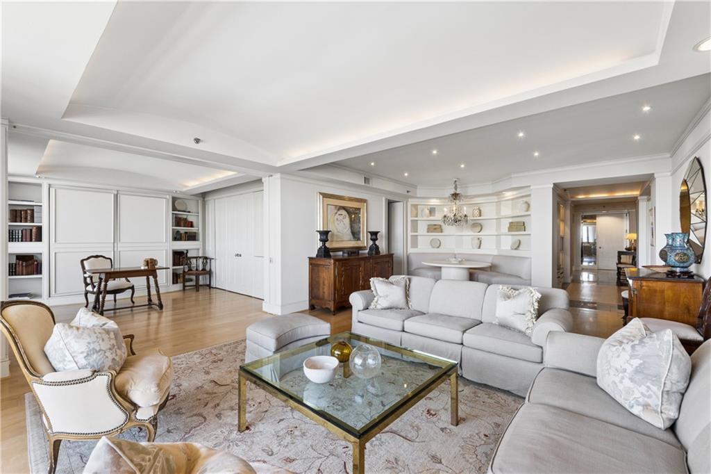 2660 Peachtree Road NW Unit 36F