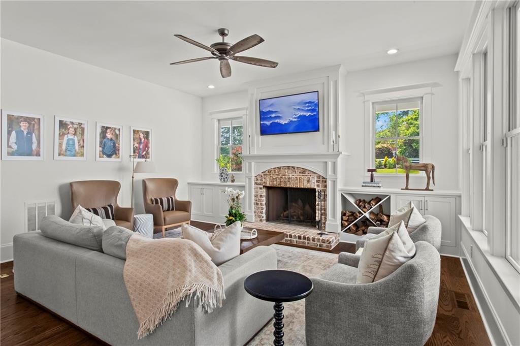 752 Cumberland Road NE