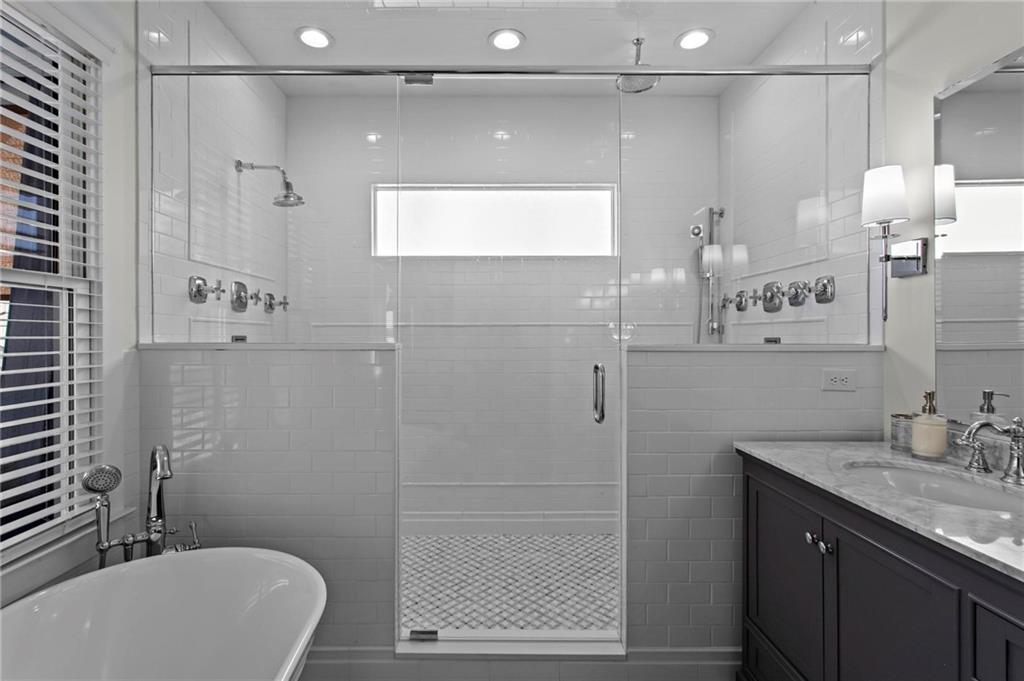 752 Cumberland Road NE