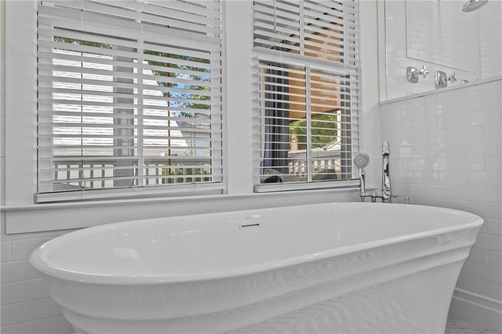 752 Cumberland Road NE