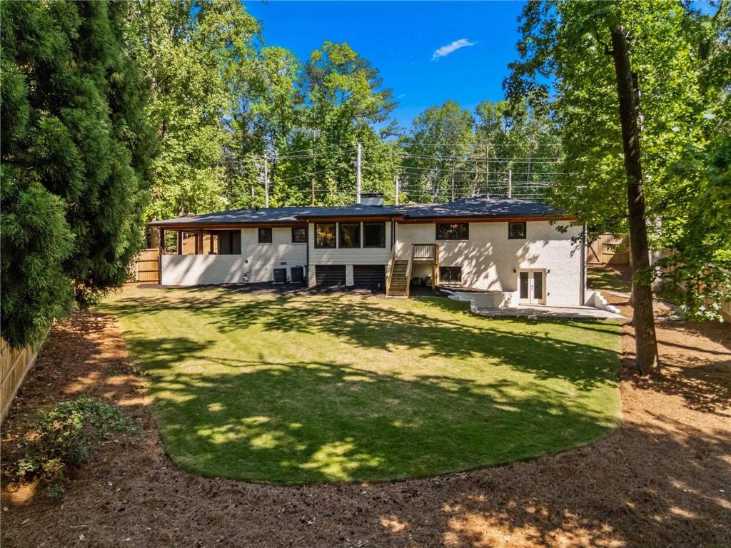 865 Moores Mill Road NW