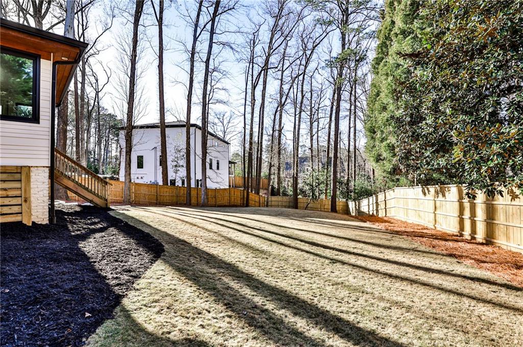 865 Moores Mill Road NW