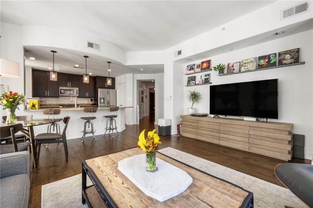 222 12th Street NE Unit 2002