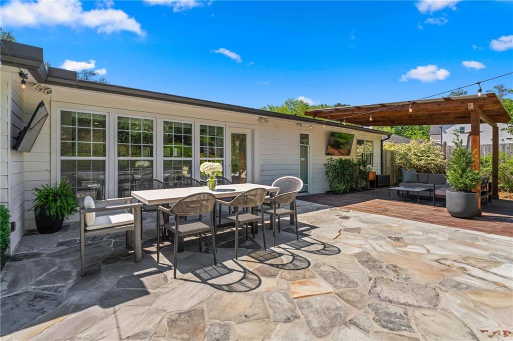 2659 S Bamby Lane NE