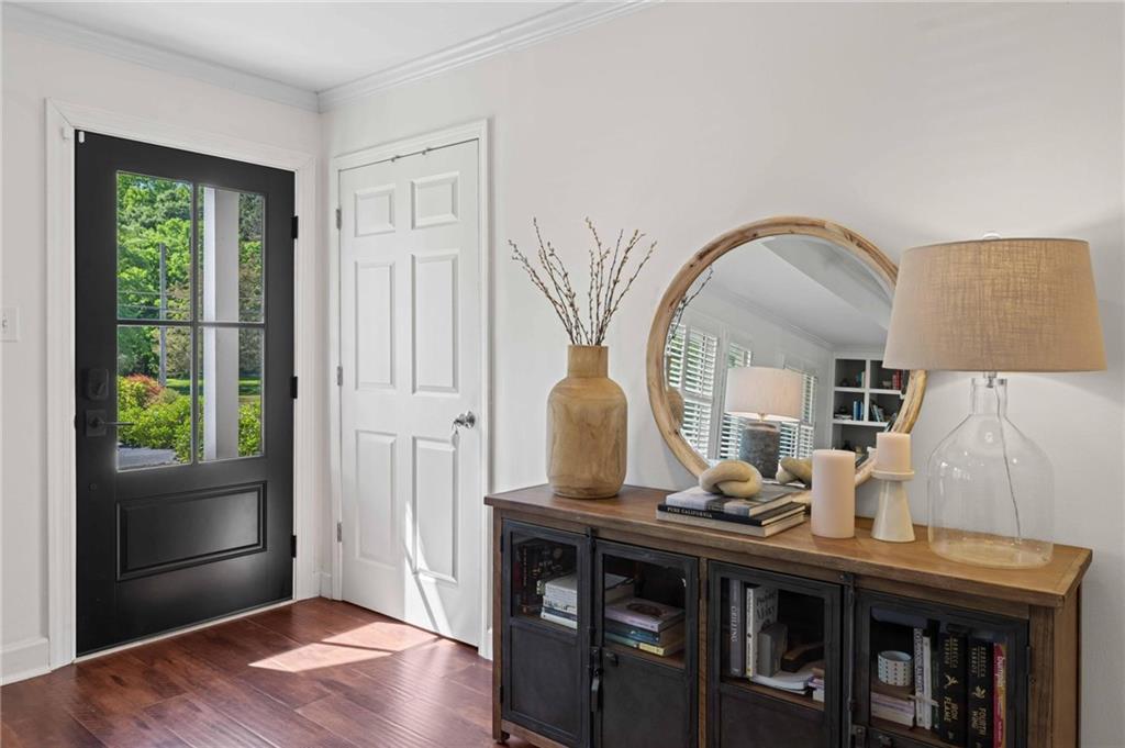 2659 S Bamby Lane NE