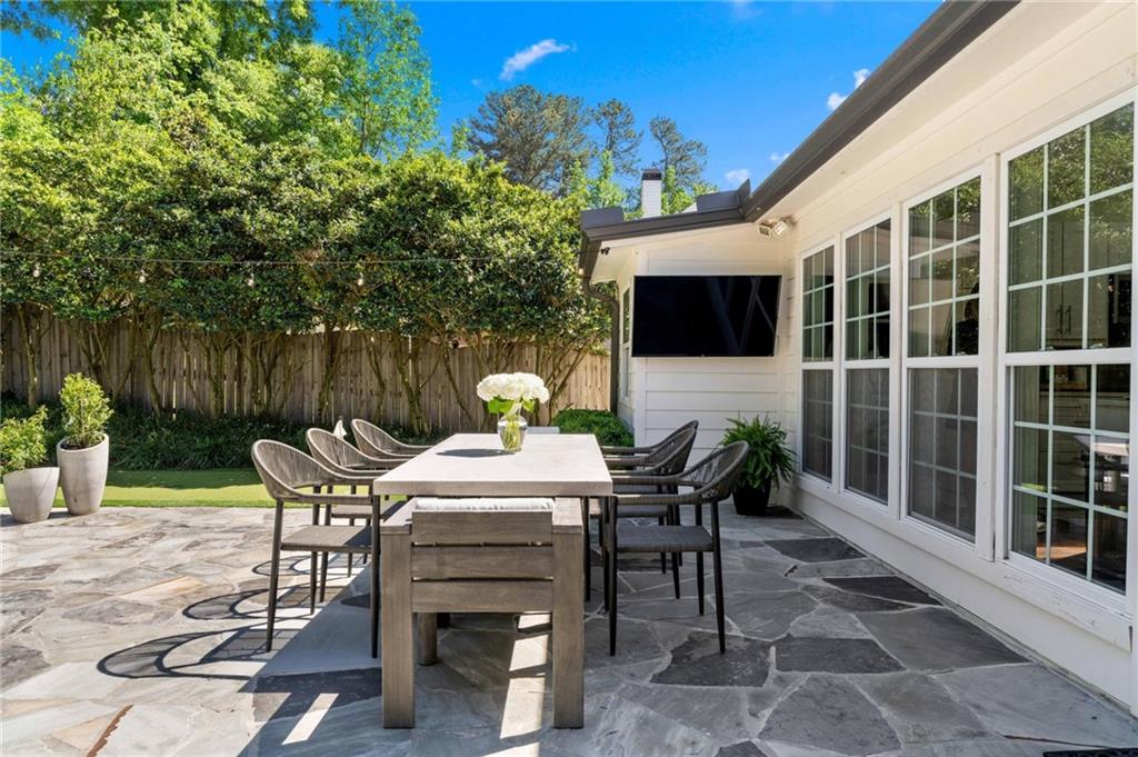 2659 S Bamby Lane NE