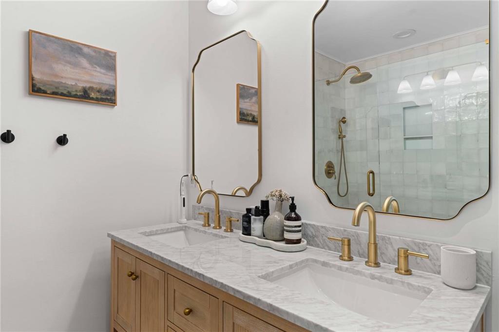 2659 S Bamby Lane NE