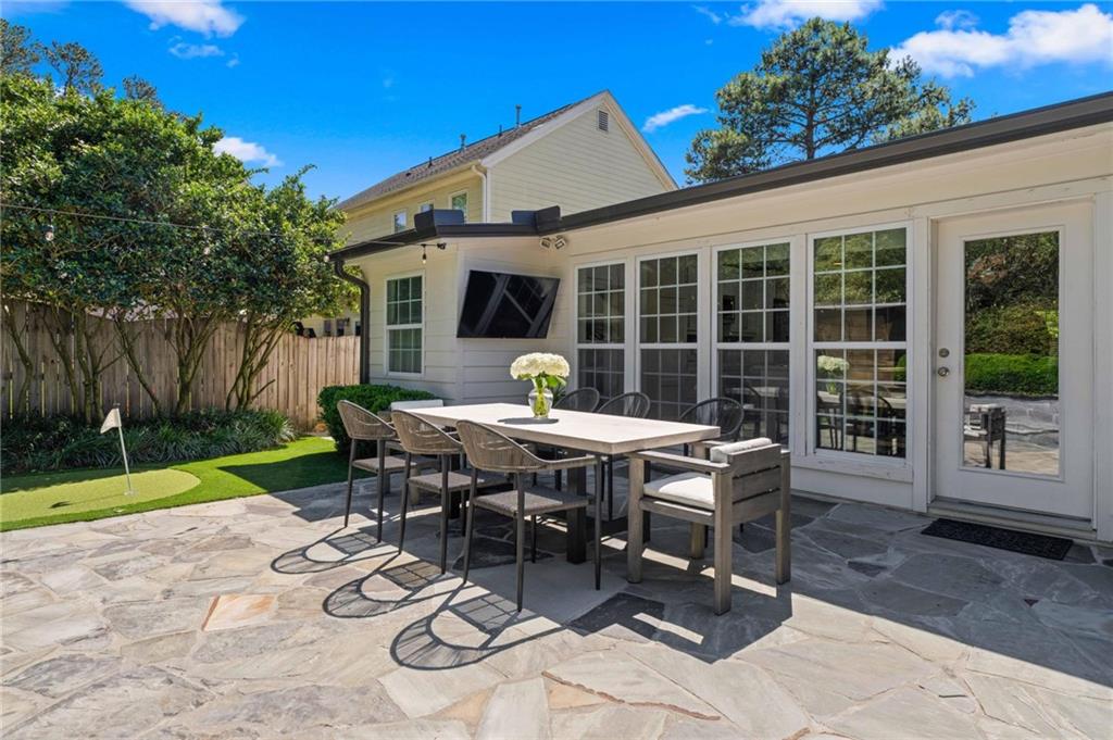 2659 S Bamby Lane NE