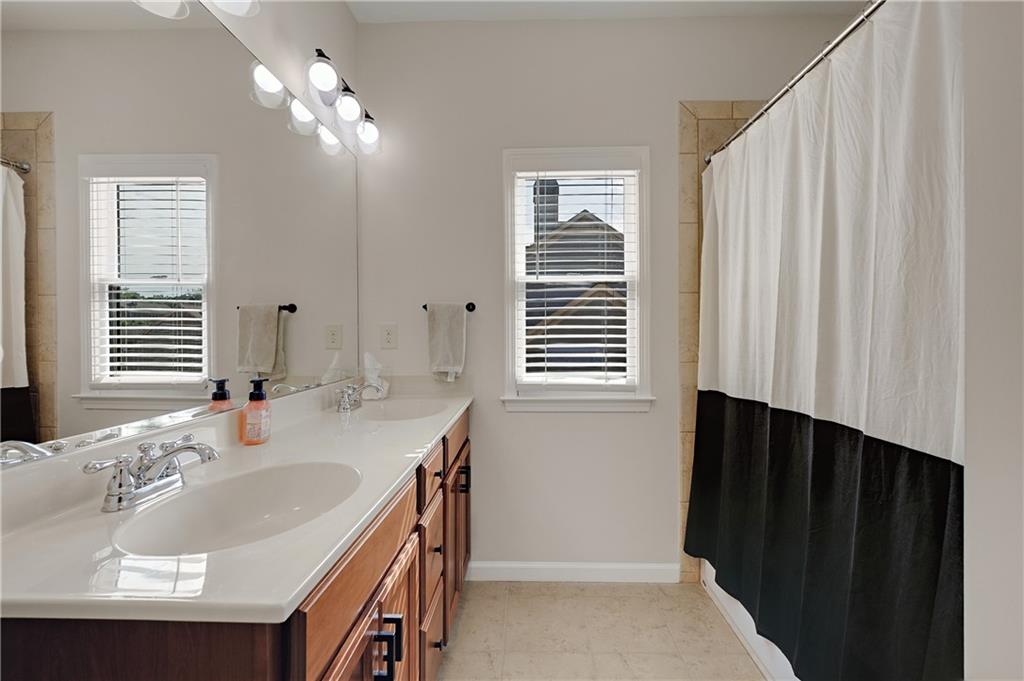 1832 Stone Bridge Way