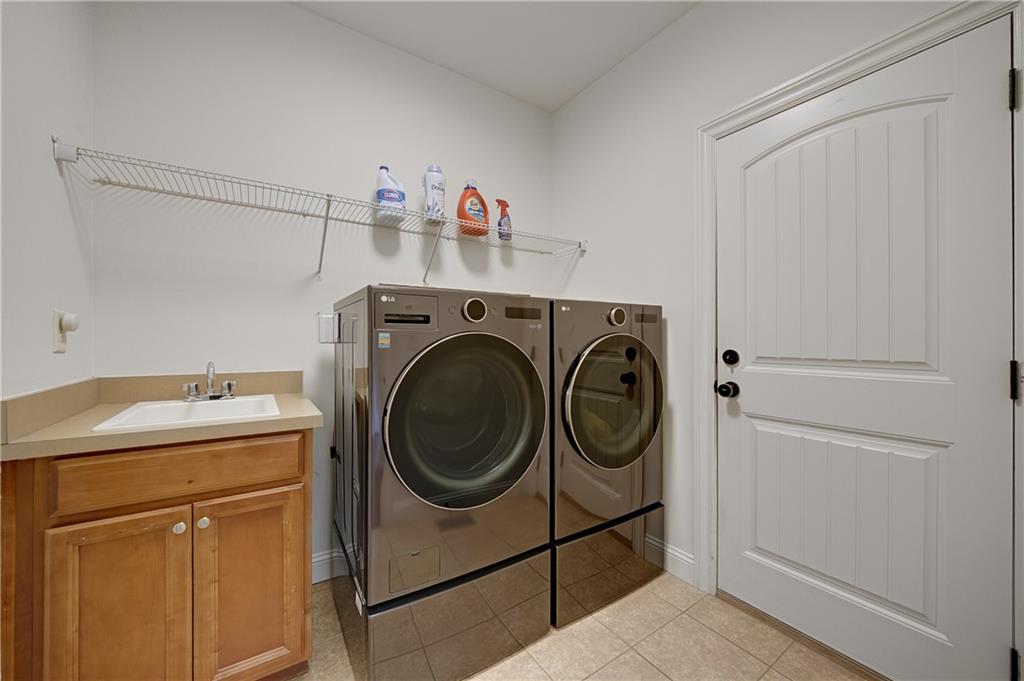 1832 Stone Bridge Way