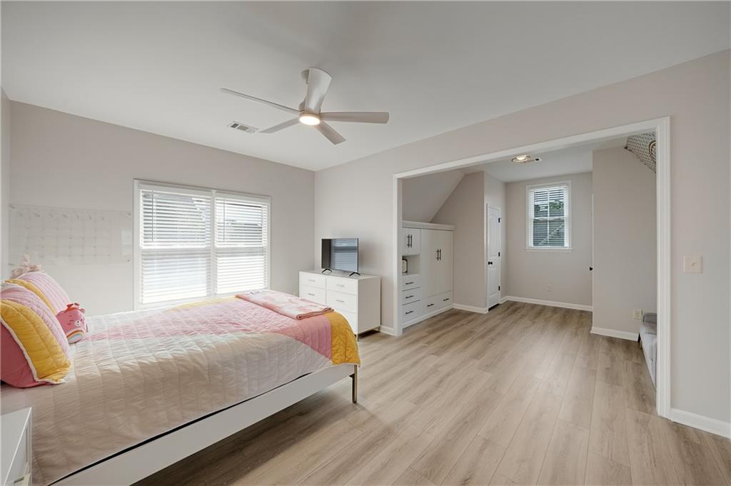 1832 Stone Bridge Way