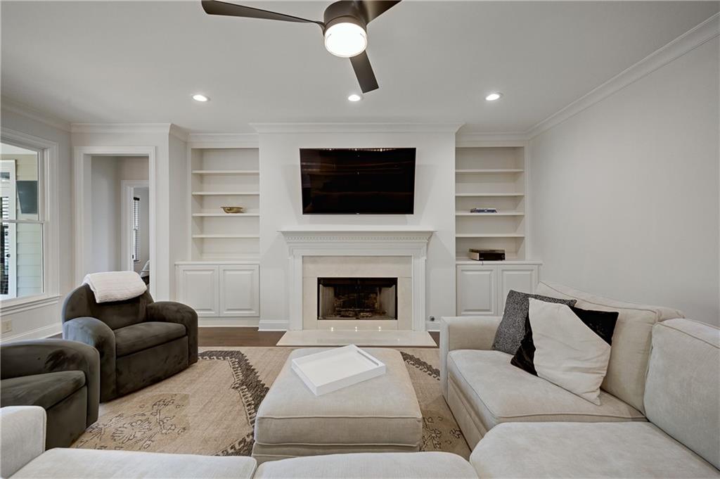 1832 Stone Bridge Way