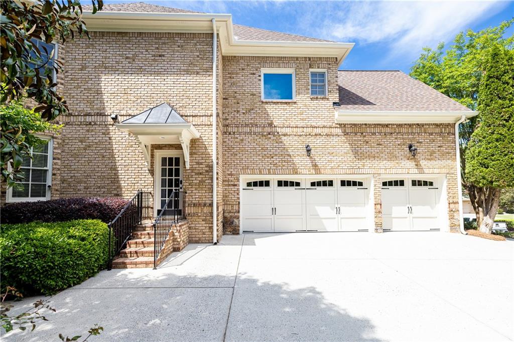 915 Glengate Place