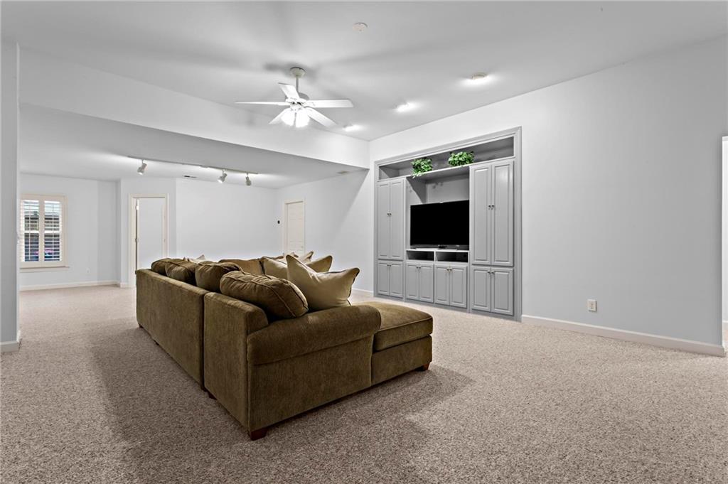 1394 Waterford Green Drive
