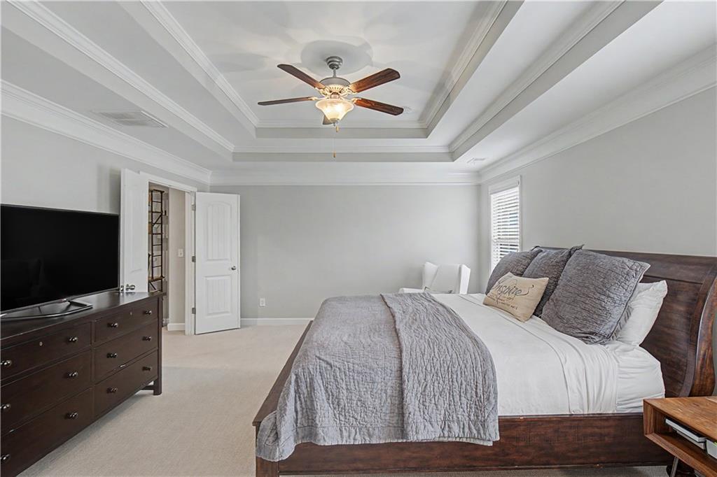 311 Edinburgh Lane
