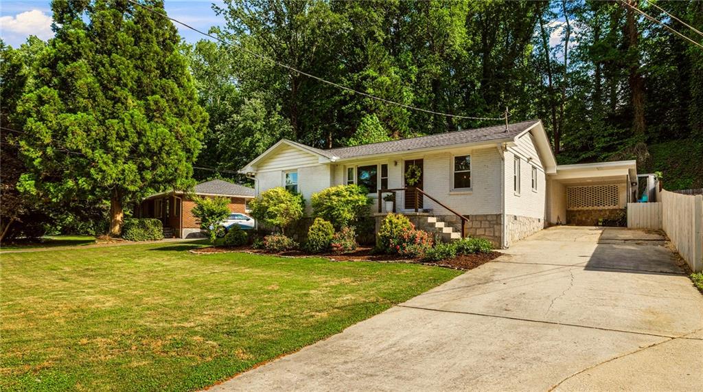 886 Scott Circle