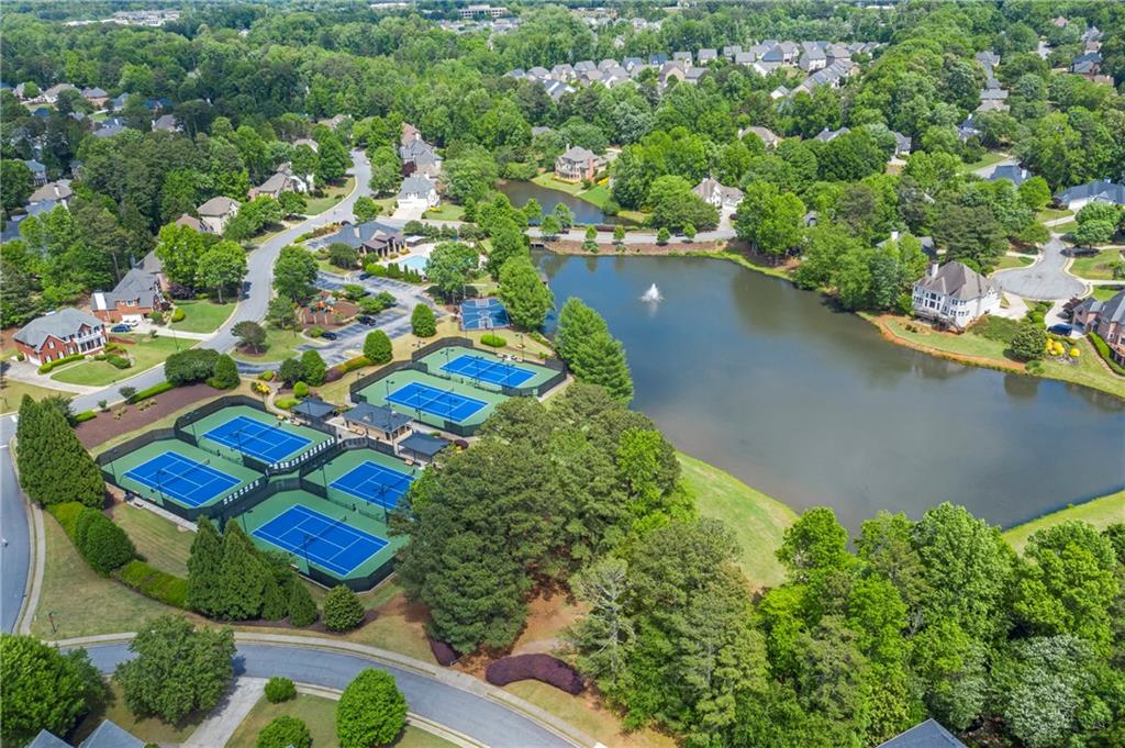 570 Fawn Run