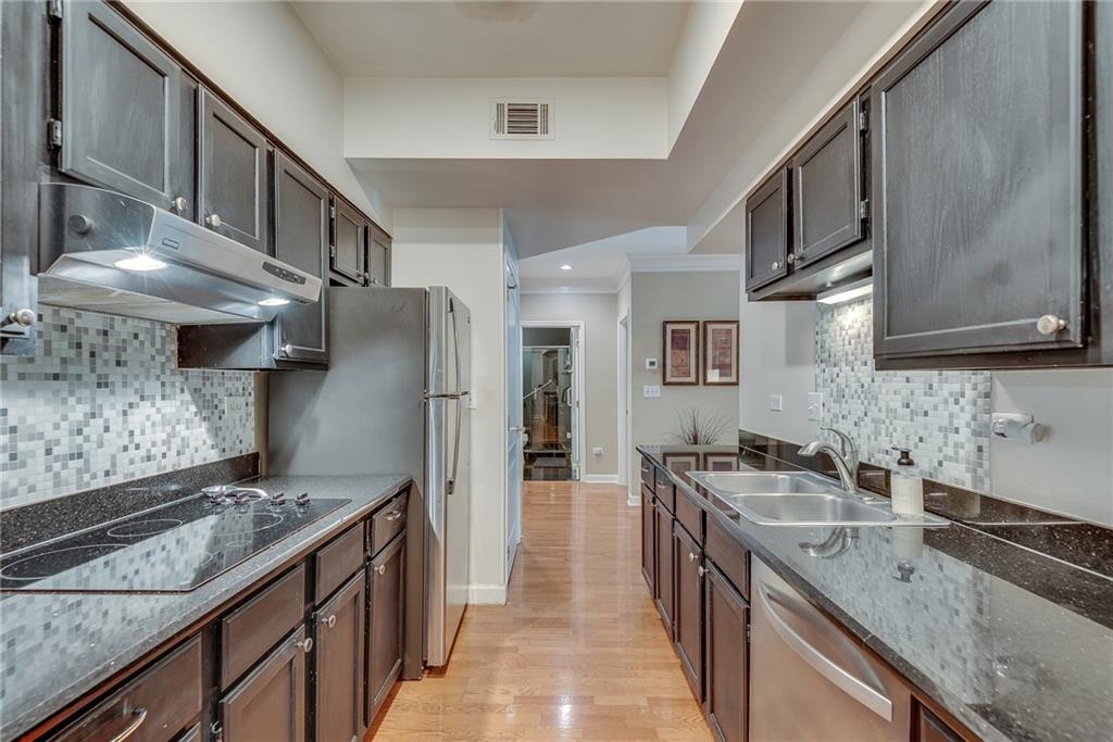 175 15th Street NE Unit 411