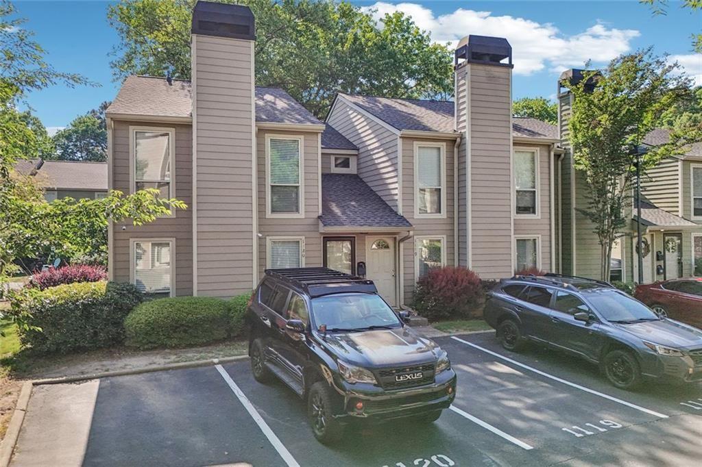 1119 Riverbend Club Drive SE
