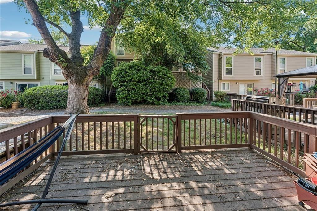 1119 Riverbend Club Drive SE