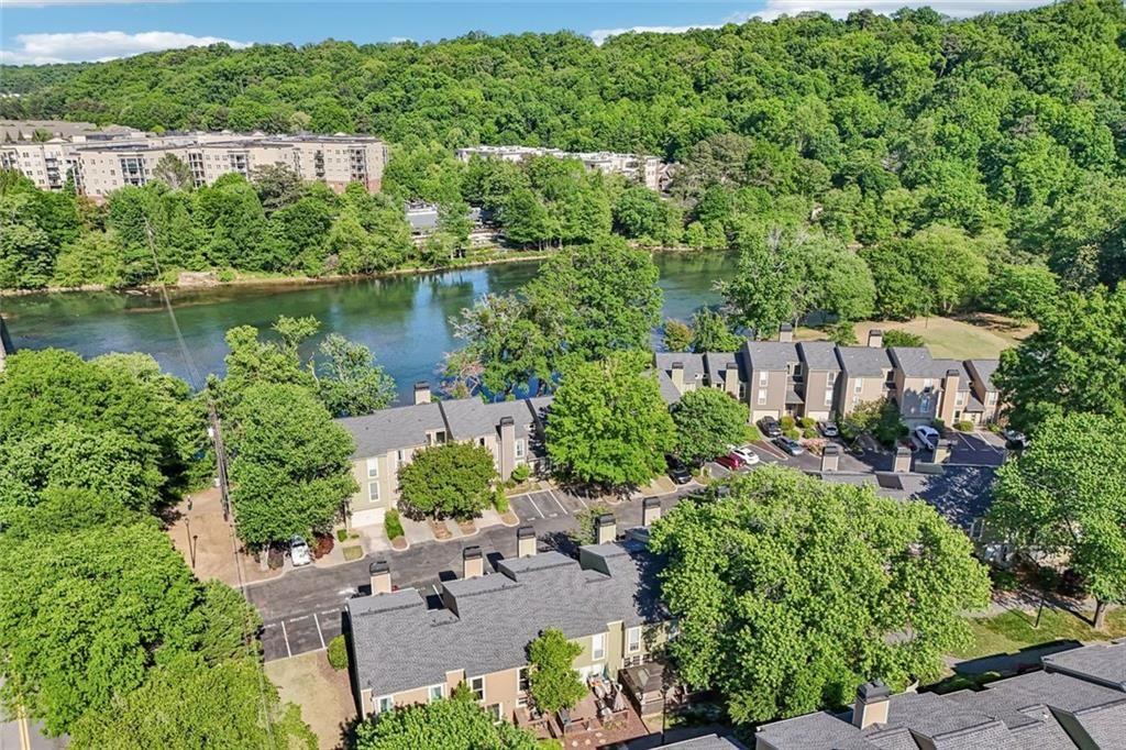 1119 Riverbend Club Drive SE