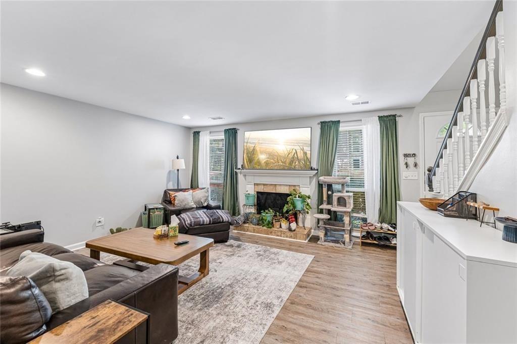 1119 Riverbend Club Drive SE