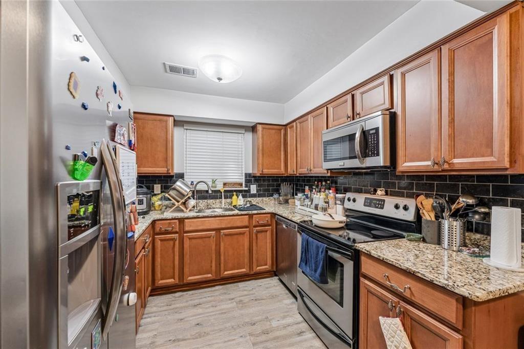 1119 Riverbend Club Drive SE