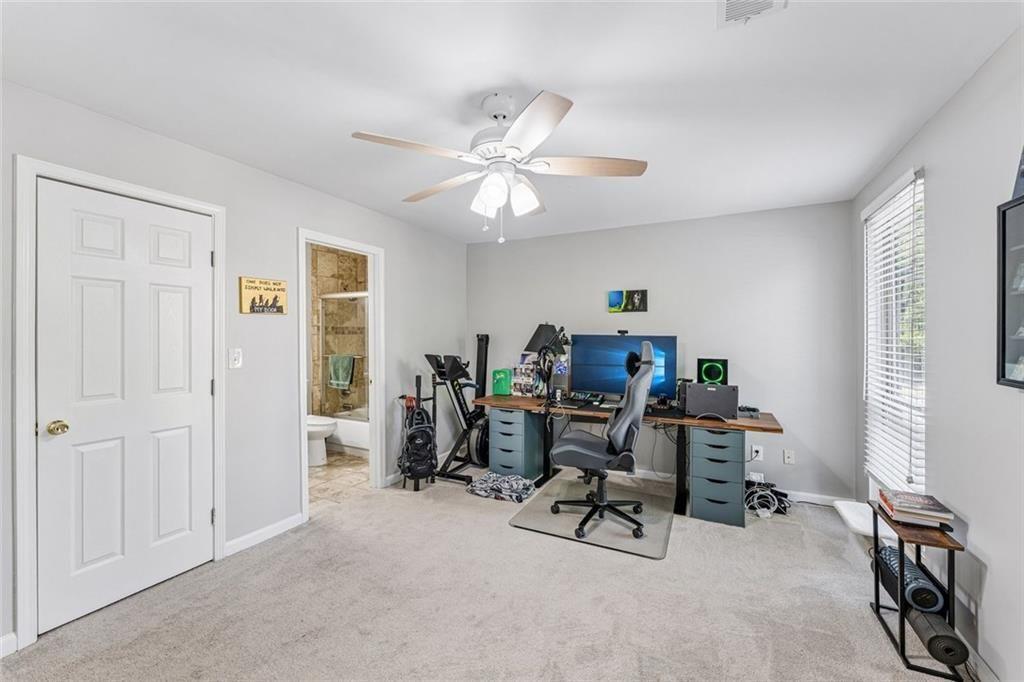 1119 Riverbend Club Drive SE