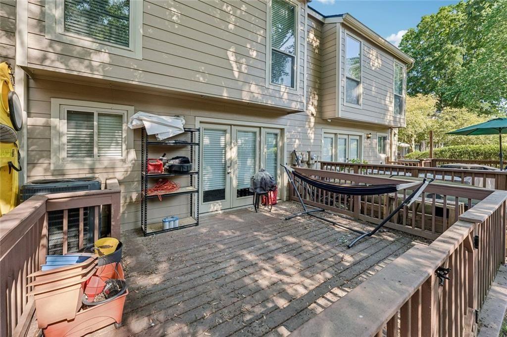 1119 Riverbend Club Drive SE