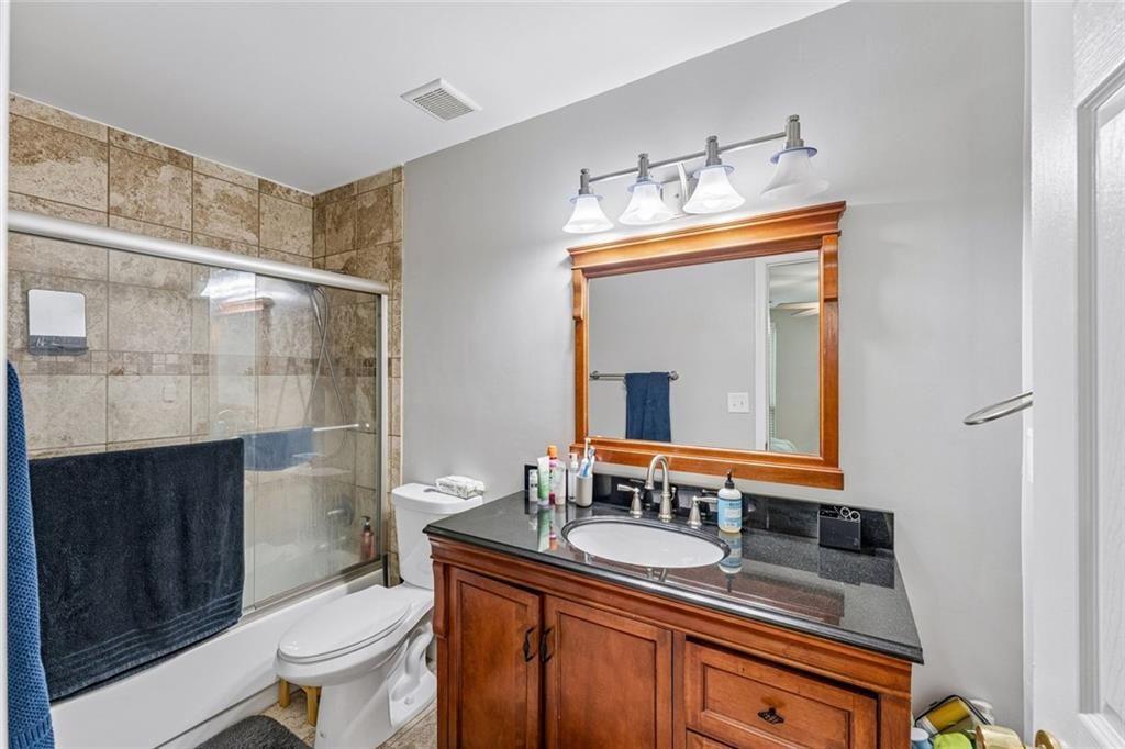1119 Riverbend Club Drive SE