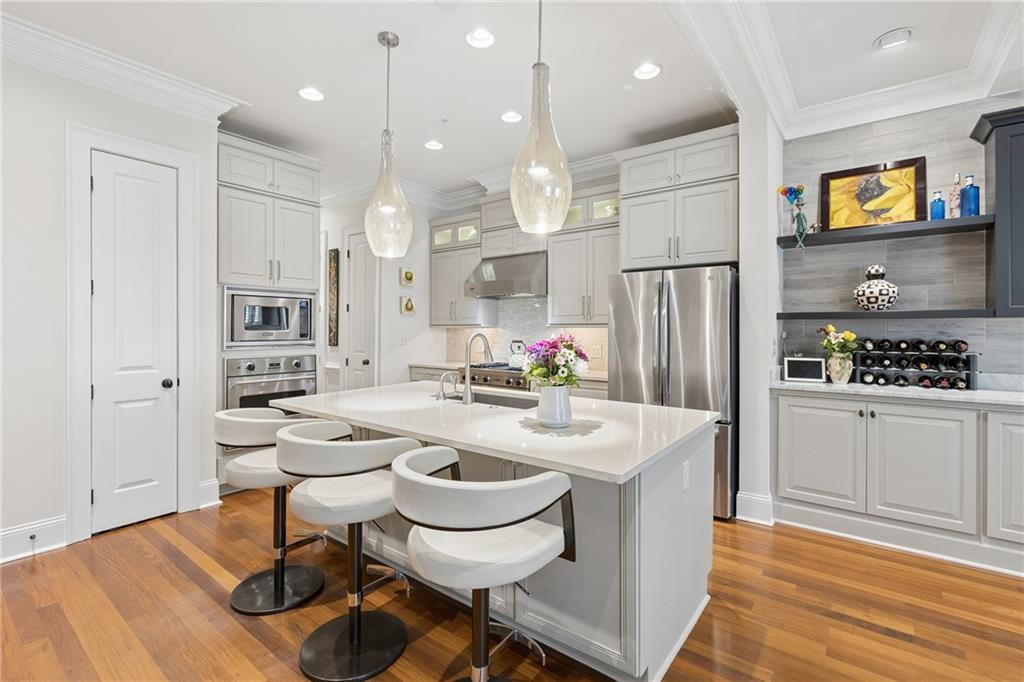 706 Creekgarden Court