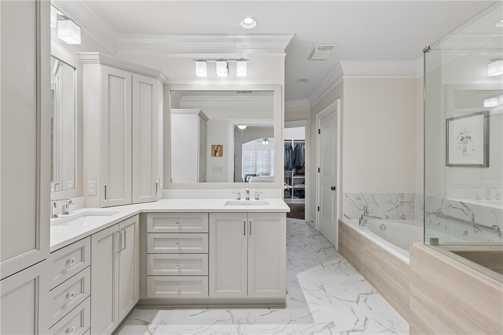 706 Creekgarden Court