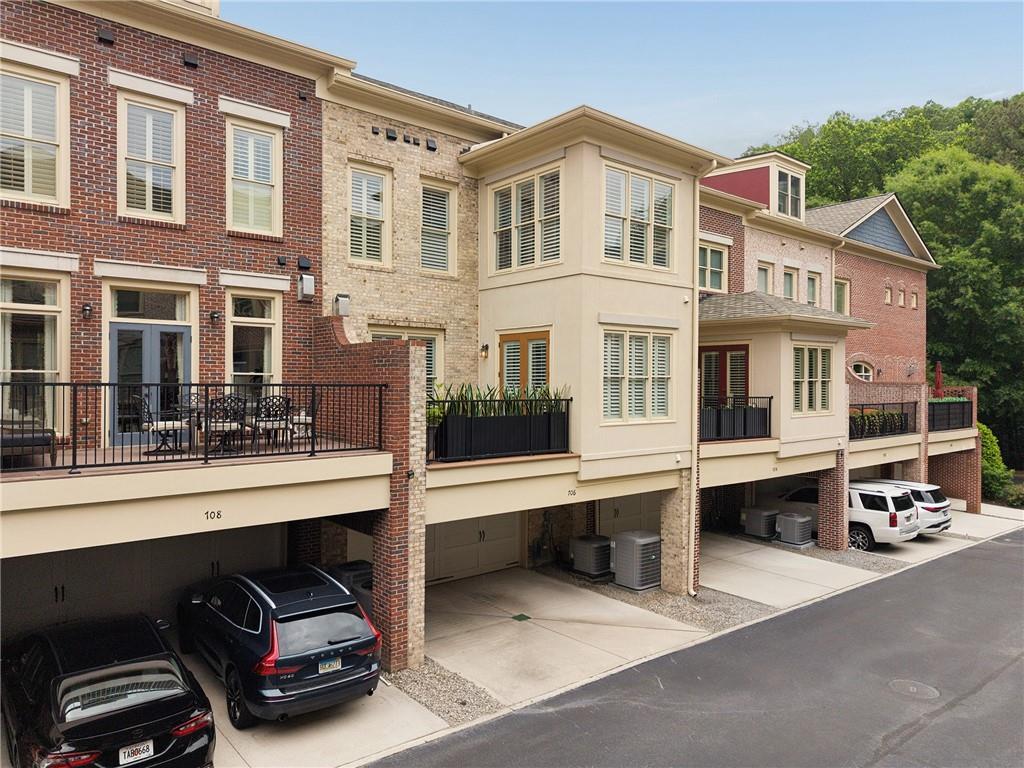 706 Creekgarden Court