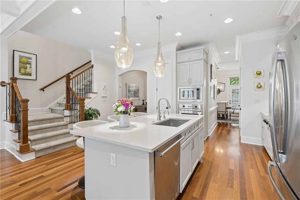 706 Creekgarden Court