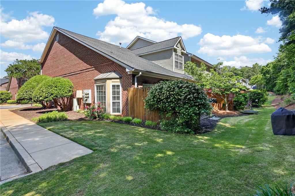 8000 Lexington Drive