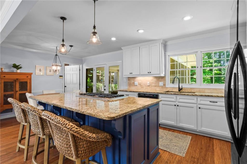 3932 Admiral Drive