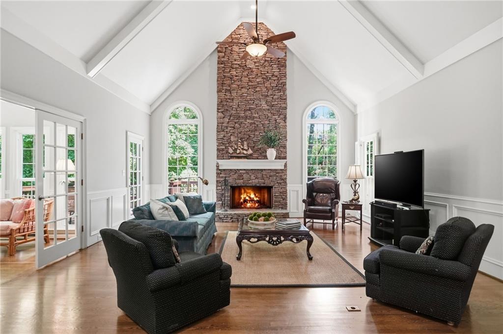425 Tapestry Trail