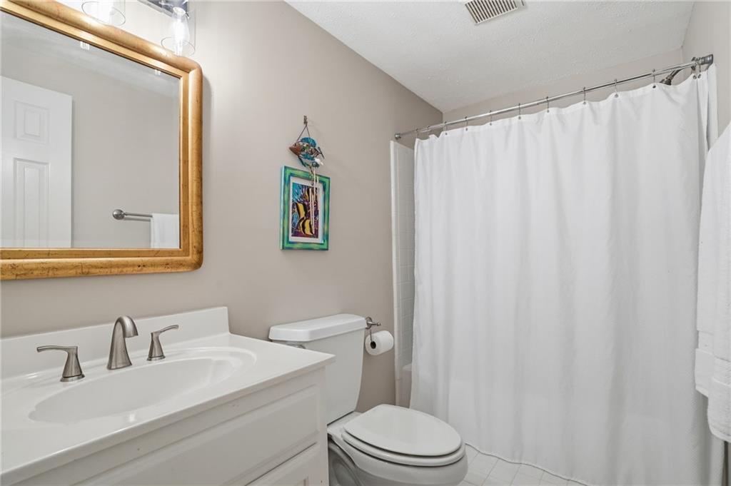 425 Tapestry Trail